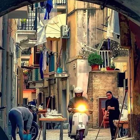 Dimora Dei Veneziani Couette-café Bari